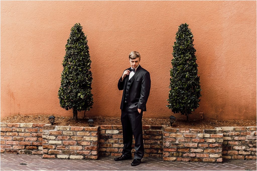 City Park New Orleans Wedding Groom Outside Photos