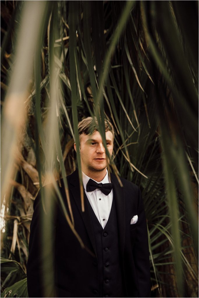 City Park New Orleans Wedding Groom First Look Photos