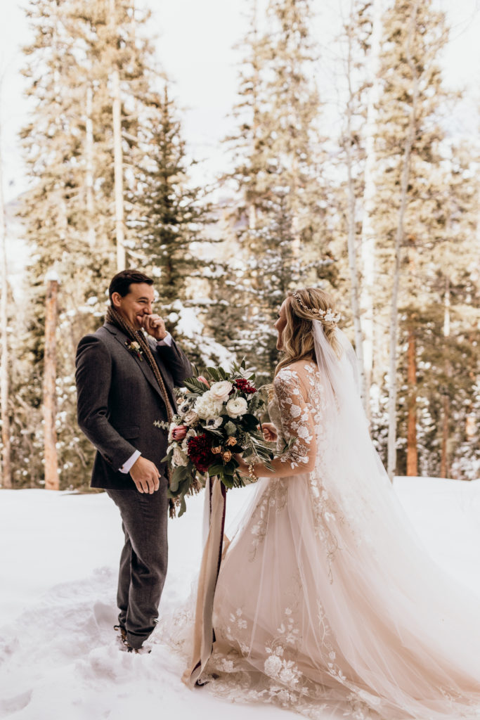 Mountain First look Wedding